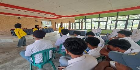 Sosialisasi Universitas Indonesia Dorong Siswa Kelas XII MAN Mempawah Menatap Masa Depan